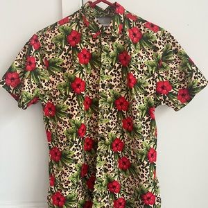 Fashion Nova Mens short sleeve cheetah button down